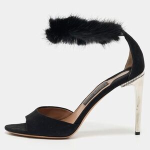 Authentic Salvatore Ferragamo heels 8 like new